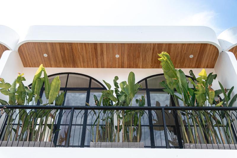 the macan - Romantic Canggu Escape 1BR Pool Villa - 700m to Beach - image 29