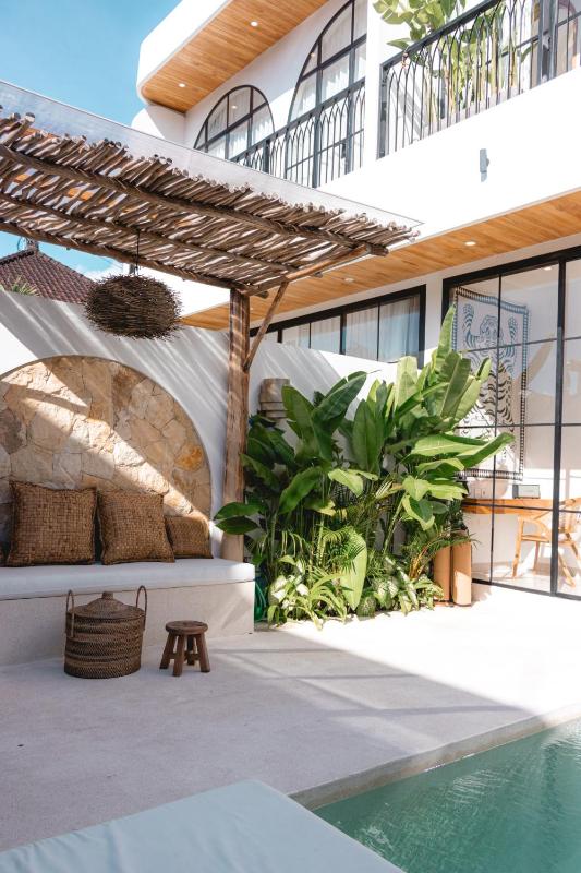 the macan - Romantic Canggu Escape 1BR Pool Villa - 700m to Beach - image 13