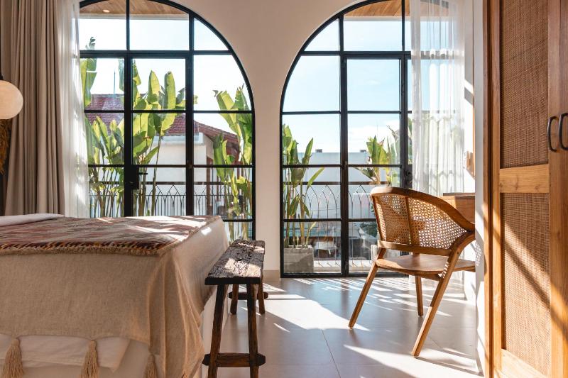 the macan - Romantic Canggu Escape 1BR Pool Villa - 700m to Beach - image 16