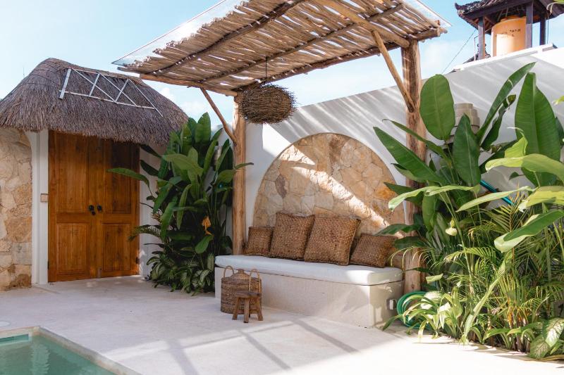 the macan - Romantic Canggu Escape 1BR Pool Villa - 700m to Beach - image 6