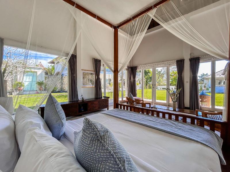 The Backyard Bingin - Private Mansion overlooking Bingin Beach with Cook Ideal for Private Events and Weddings - image 9