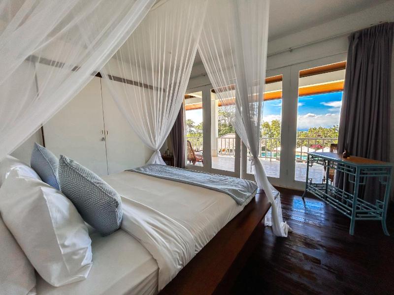 The Backyard Bingin - Private Mansion overlooking Bingin Beach with Cook Ideal for Private Events and Weddings - image 12