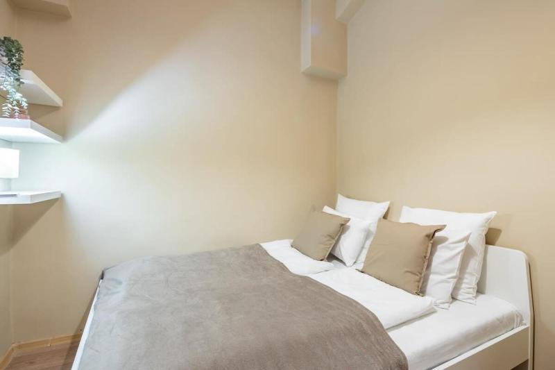 Very Central & Cozy apartment - image 13