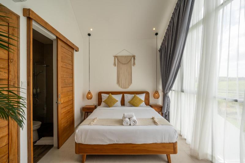 Sunrise Bliss 15 Ricefield View Private Pool Villa By Bali Bliss Properties - image 24