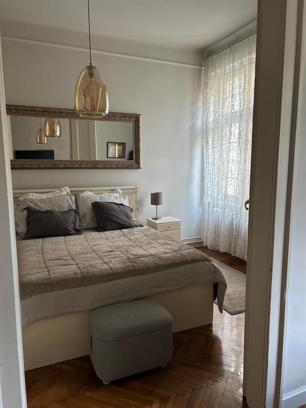 Vračar Elegance Apartment - image 13