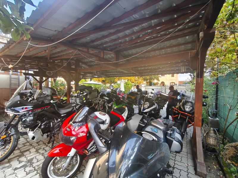 Pensiunea Buon Gusto Sibiu-motorcyle friendlycity center - image 5
