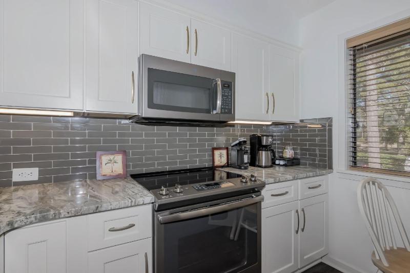 Exquisite 3 bedroom 3 bath villa - 19E West Hyde Park - Kingston Plantation villa - image 46
