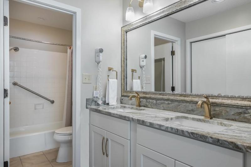 Exquisite 3 bedroom 3 bath villa - 19E West Hyde Park - Kingston Plantation villa - image 42