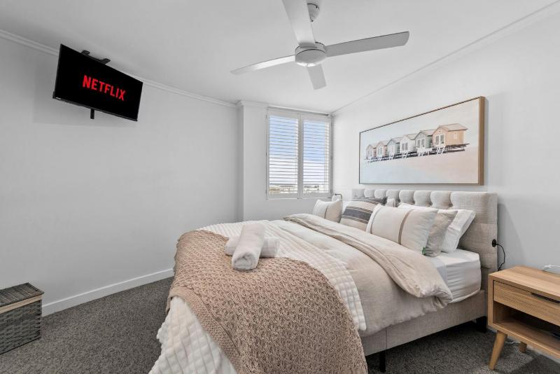 Point North Penthouse Kings Beach - image 20