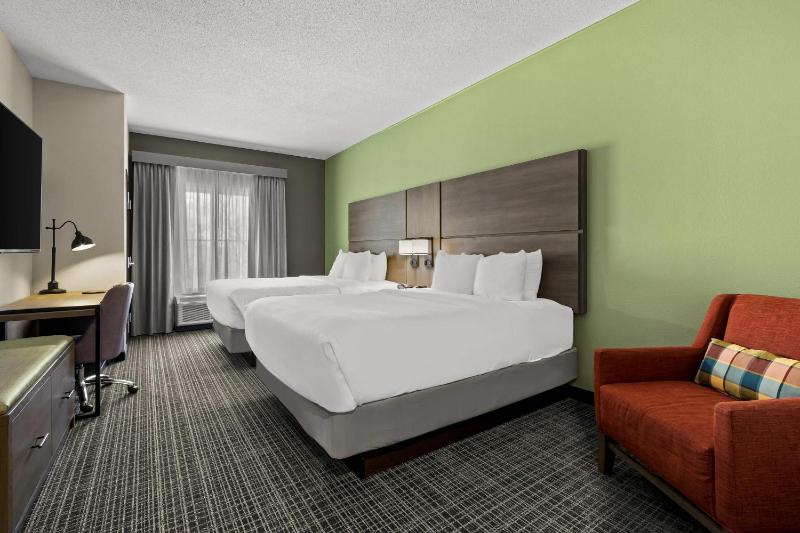Comfort Suites Charleston West Ashley - image 44