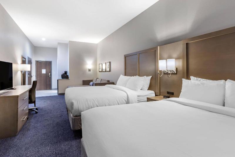 Comfort Suites Scottsdale Talking Stick Entertainment District - image 21