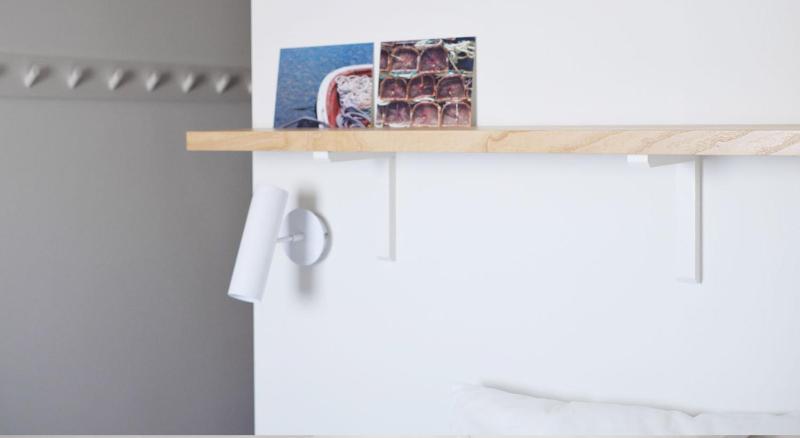 Single Room image 2
