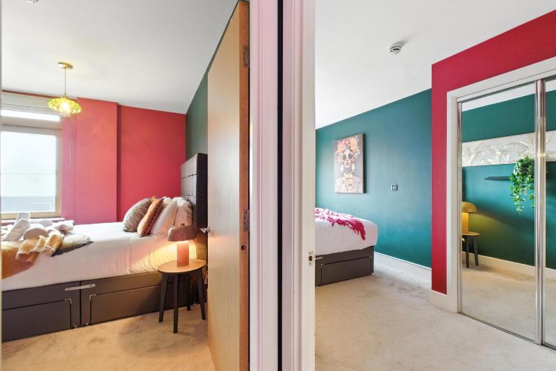 Penthouse Botanica- Wyndale Signature Stays - image 24