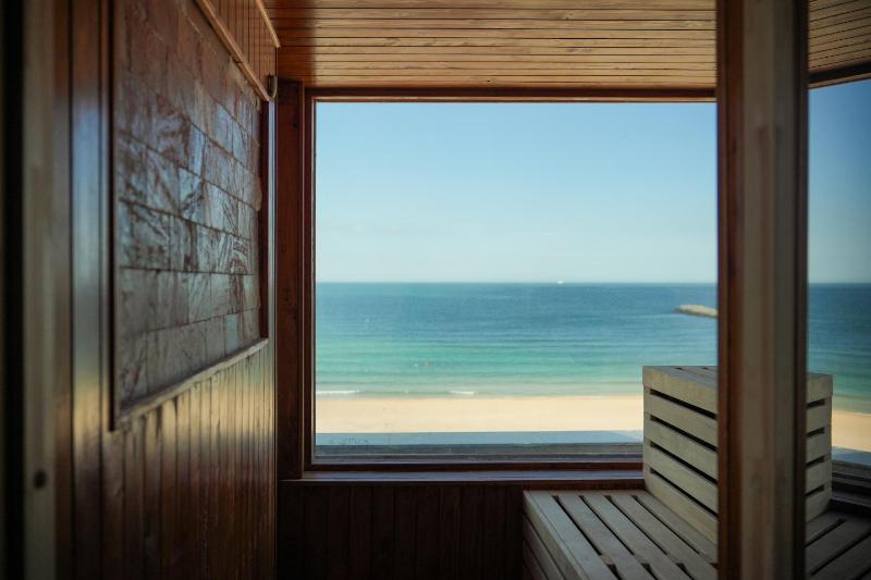 Hotel Poem Eforie Nord - Roof Top Pool & Panoramic Sea View - image 12