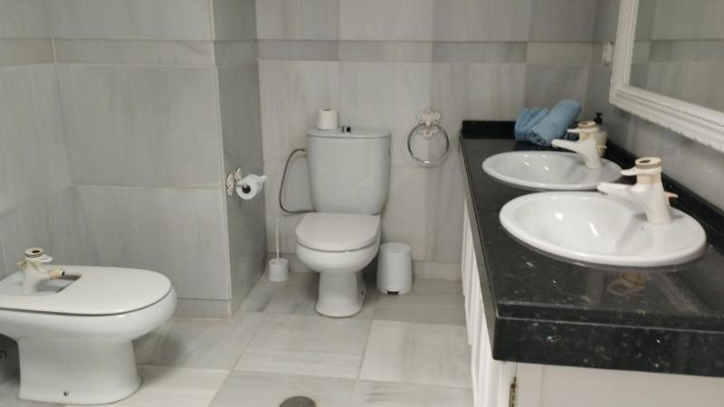 Duplex with sea view - image 30