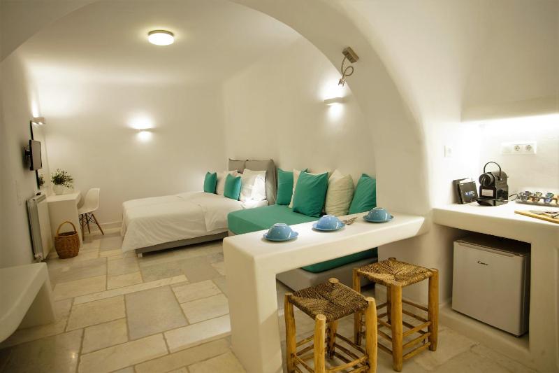 Apartment with Garden View image 4