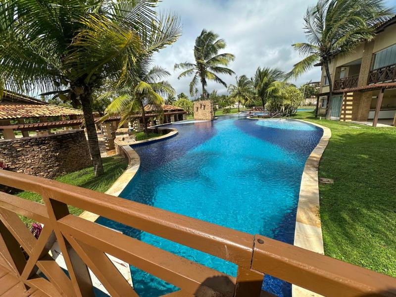 Apartamento com piscina varanda e garagem em Pipa - image 1