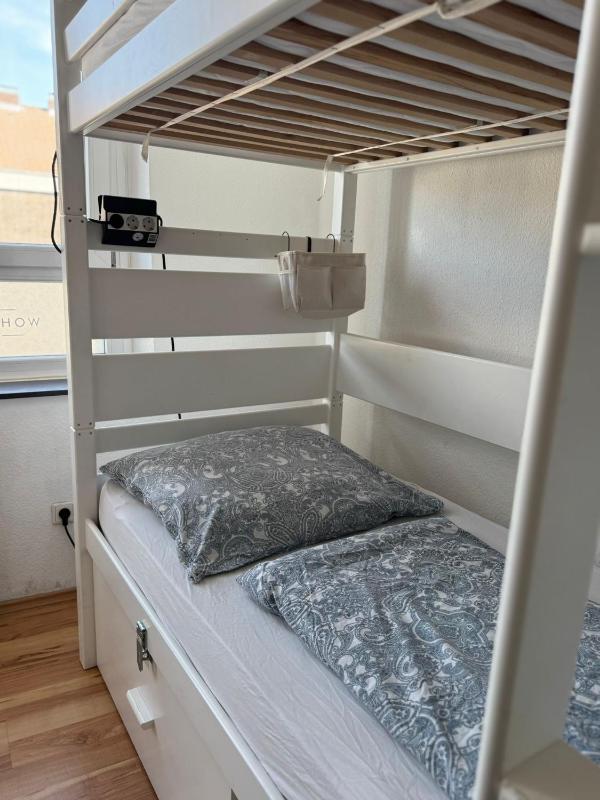 Hostel WohnZimmer-Essen - image 33