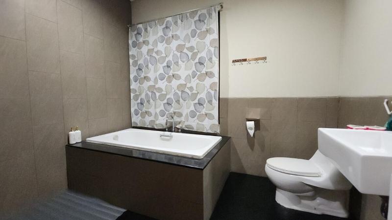 THE MARIS 3BR Beautiful Garden Villa Vimala Hills - image 21