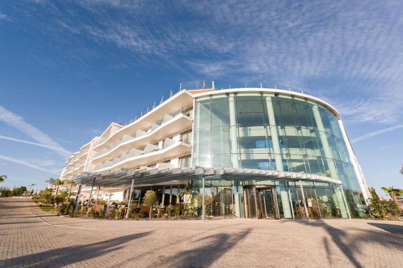 Castelo Suites Hotel - image 26