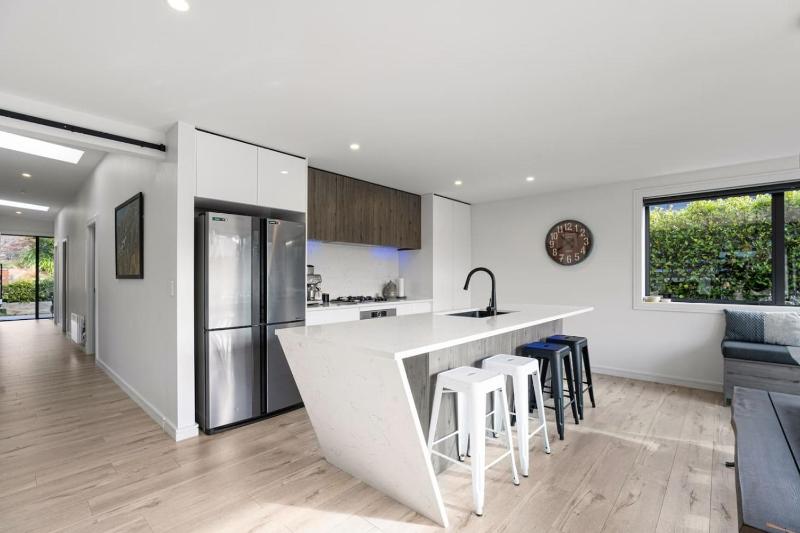 Getaway on Galloway | Pet Friendly Close to Lake! - image 9