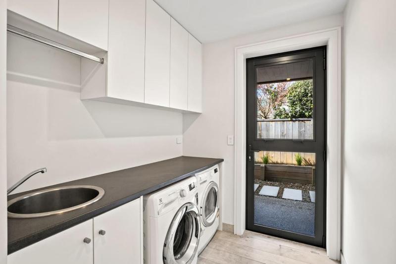 Getaway on Galloway | Pet Friendly Close to Lake! - image 3