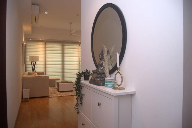 Yara Colombo-a place to unwind - image 3