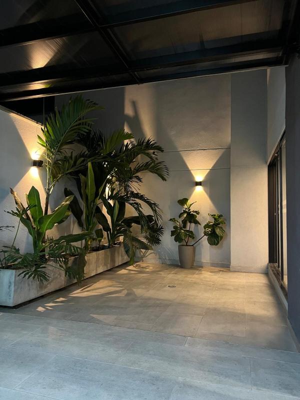 Apartamento de lujo con excelente vista y acceso a piscina sur de Cali - image 6