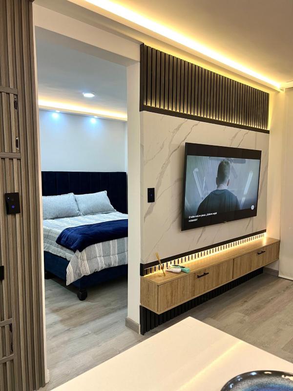 Apartamento de lujo con excelente vista y acceso a piscina sur de Cali - image 14