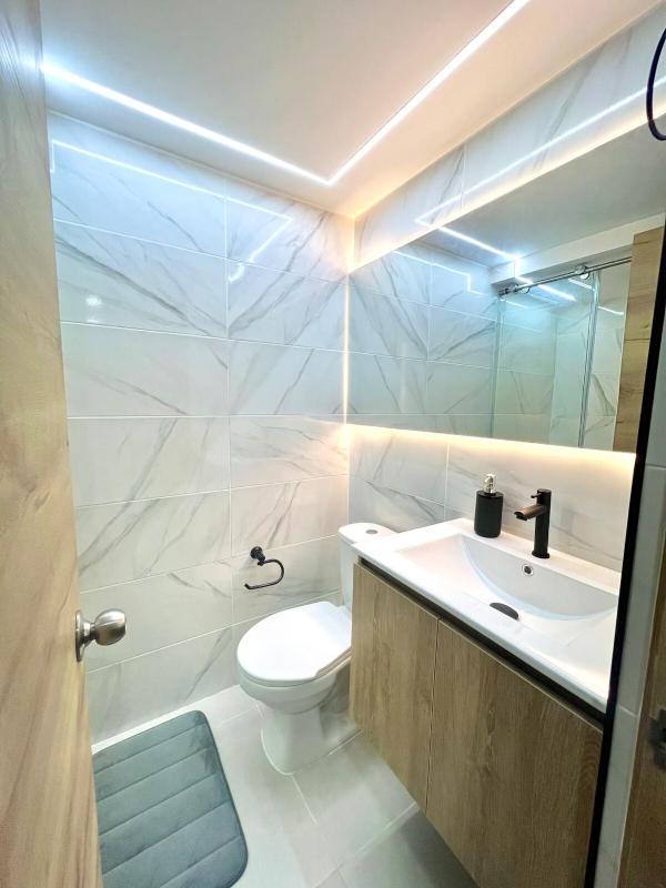 Apartamento de lujo con excelente vista y acceso a piscina sur de Cali - image 15