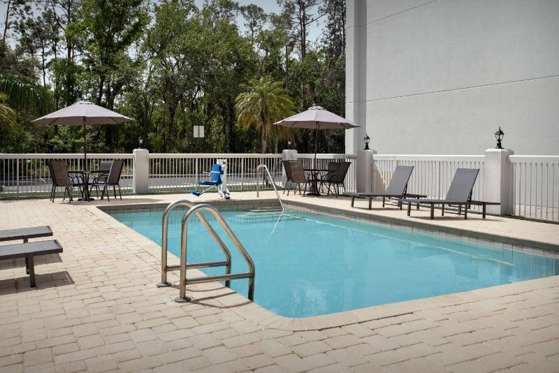 Spark by Hilton Tampa Brandon - image 16