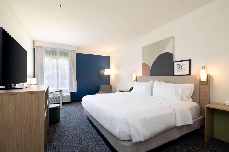 Spark by Hilton Savannah Airport - image 43