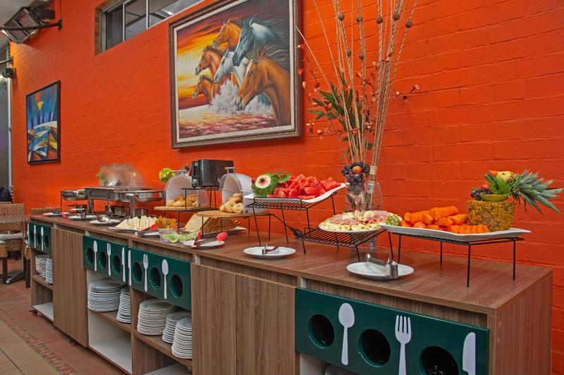 Apartamentos Regency La Feria - image 7