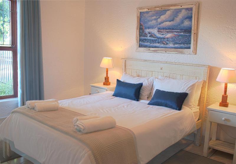 Oceans Hotel & Self Catering - image 10