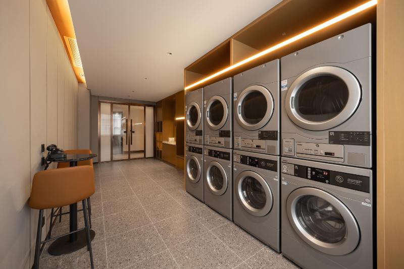 Atour X Hotel Xintang South Station Zengcheng District - image 11