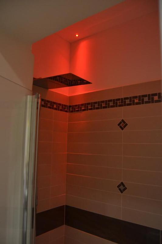 Double Room with Private Bathroom image 2