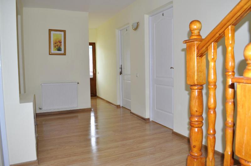 Small Double Room image 4
