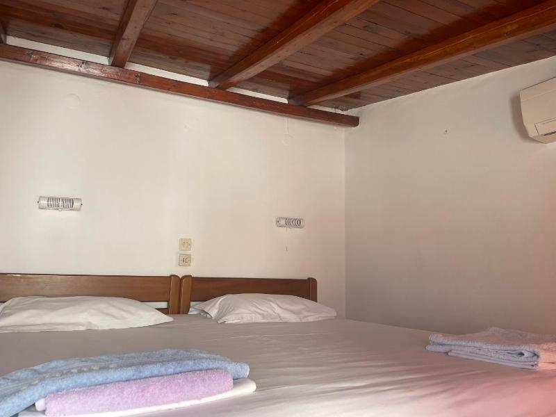 Eros-Iros Portside Stays Skiathos The Authentic Sporadean Living - image 40