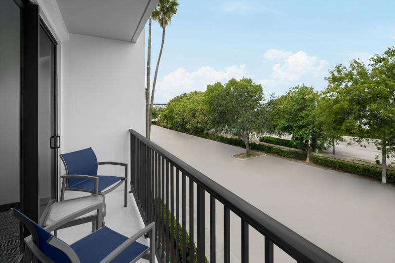 Courtyard by Marriott Fort Lauderdale East/Lauderdale-by-the-Sea - image 24