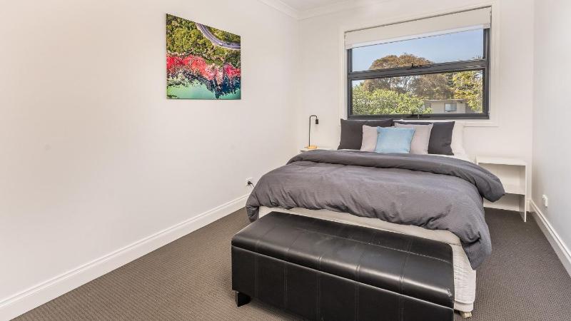 Carlton Place - image 13
