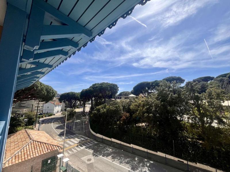 Appartement moderne avec piscine climatisation et parking à Cavalaire-sur-Mer - FR-1-226B-244 - image 21