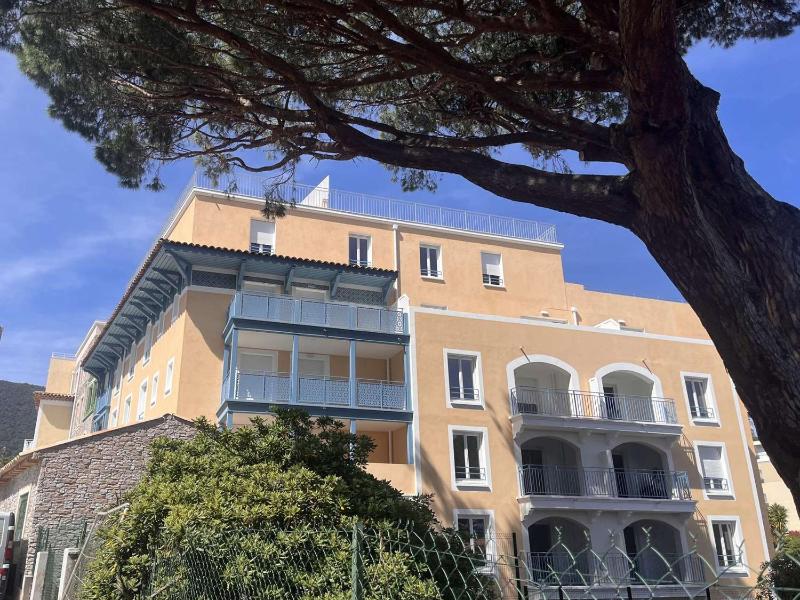 Appartement moderne avec piscine climatisation et parking à Cavalaire-sur-Mer - FR-1-226B-244 - image 16