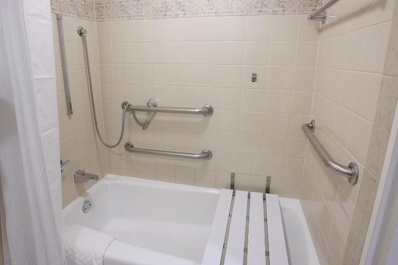 Hilton New Orleans Riverside - image 13