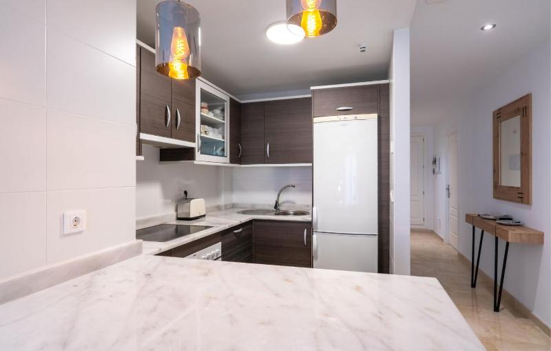 Modern Apartment with Sea & Mountain Views at Small Oasis - image 13