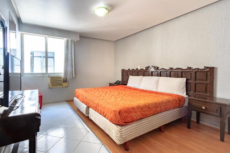 Capital O Hotel Colon Express Guadalajara - image 4