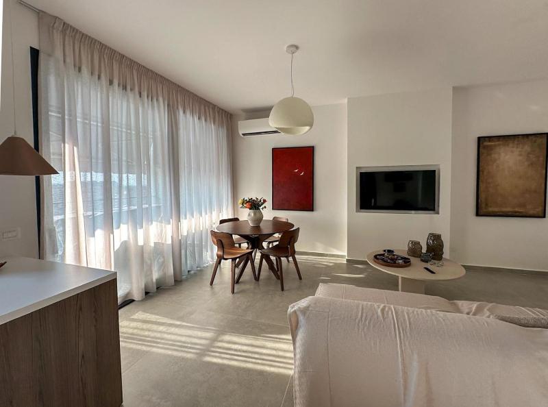 Ida Maison-Vlore - image 2