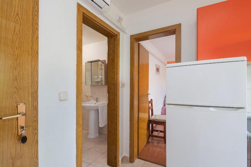 Apartments Jak - image 8