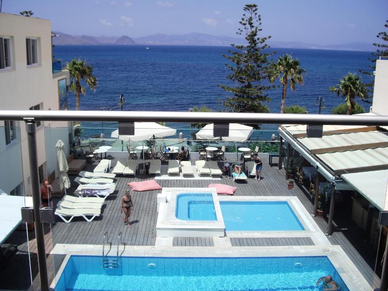 Bristol Sea View Apartments - image 15