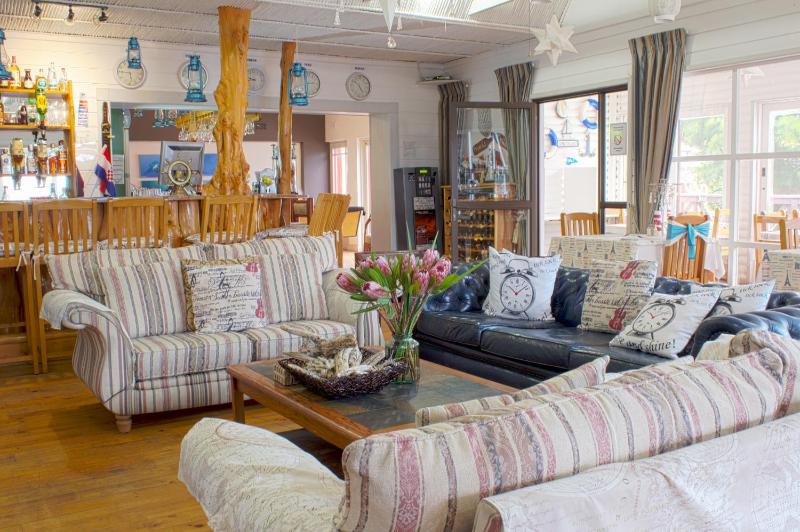 Oceans Hotel & Self Catering - image 3