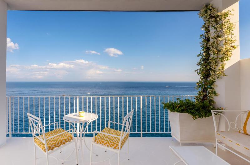 Hotel Miramalfi - image 17